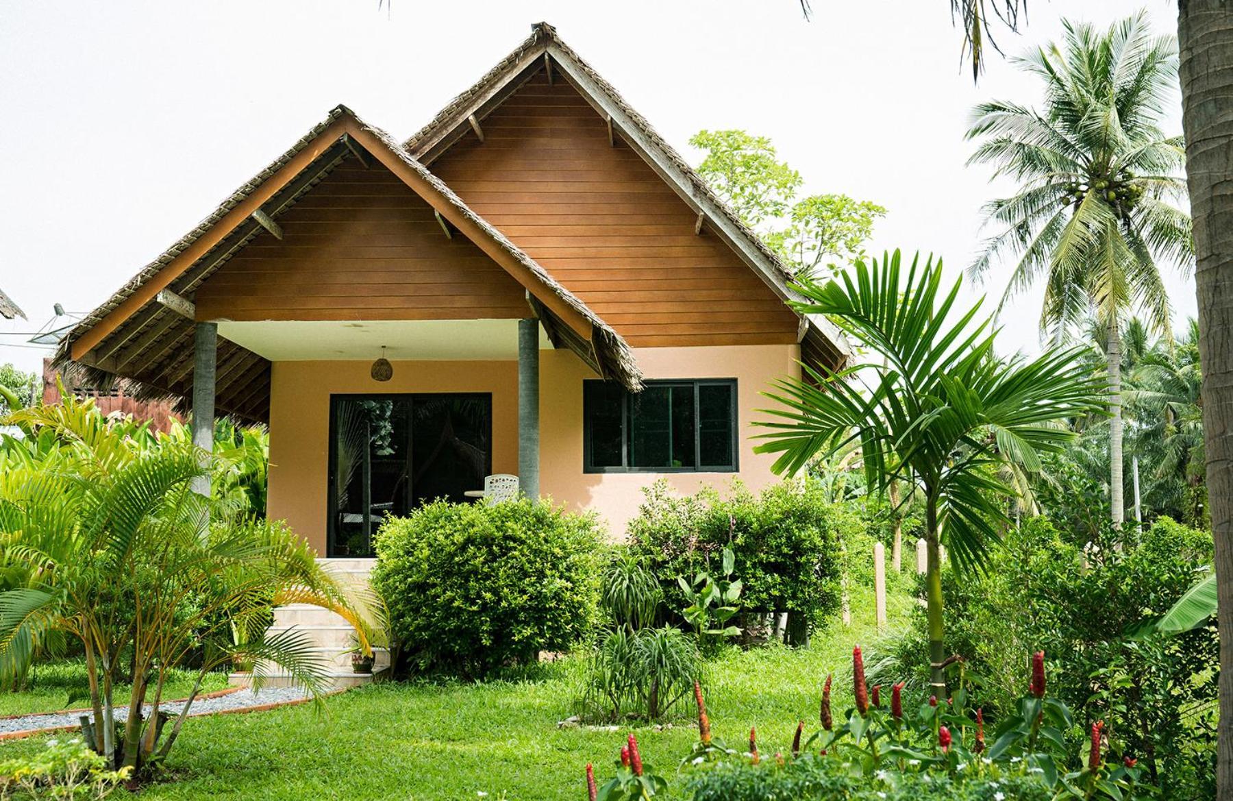 Leeloo Paradise Khanom Luaran gambar